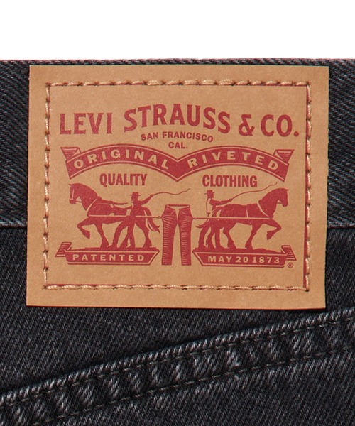 Levi's(リーバイス)の「Levi's/リーバイス ハイウエストストレートデニム ブラック(デニムパンツ・レディース・ブラック・28inch/24inch/25inch/26inch/27inch/23inch)」の15枚目の写真