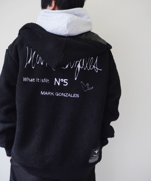 (What it isNt)ART BY MARKGONZALES(ワットイットイズント)の「< 当店限定・別注アイテム > 【(What it isNt)ART BY MARKGONZALES / (ワットイットイズント) アートバイ マークゴンザレス 】 ボアフリース フードパーカー(その他アウター・メンズ・ベージュ/ブラック/オフホワイト・M/L/XL)」の14枚目の写真