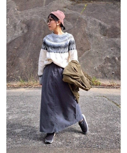 HONEYSUCKLE ROSE(ハニーサックルローズ)の「【HONEYSUCKLE ROSE】求心柄ニット(ニット/セーター・レディース・ベージュ/オフホワイト・M/L)」の4枚目の写真