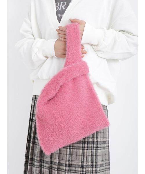 Lugnoncure(ルノンキュール)の「シャギーニットマルシェバッグ(ハンドバッグ・レディース・オフホワイト/グレー/ピンク・フリ-)」の1枚目の写真