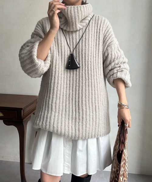 DouDou（ドゥドゥ）の「アルパカMIX BIGタートル（ニット/セーター・レディース・ブラック/グレイッシュベージュ/ピンク・FREE）」の9枚目の写真