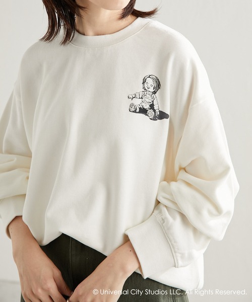 COLLAGE GALLARDAGALANTE(コラージュガリャルダガランテ)の「UNIVERSAL/CHUCKY ロゴスウェット(スウェット・レディース・ホワイト・FREE)」の1枚目の写真
