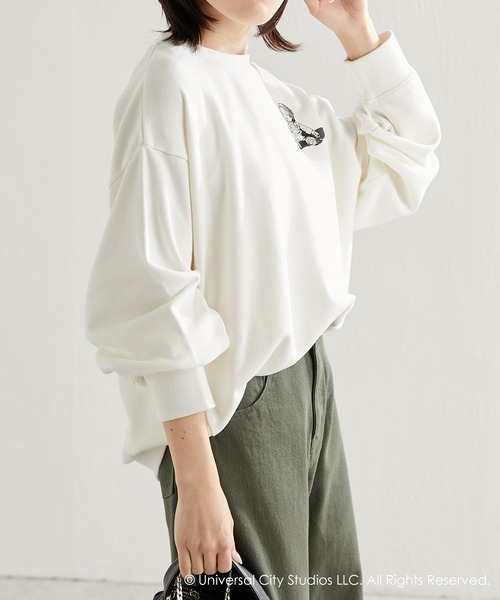 COLLAGE GALLARDAGALANTE(コラージュガリャルダガランテ)の「UNIVERSAL/CHUCKY ロゴスウェット(スウェット・レディース・ホワイト・FREE)」の15枚目の写真