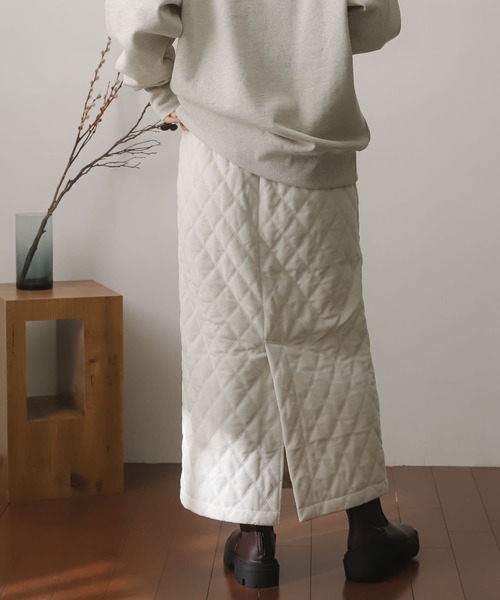 SENSE OF PLACE by URBAN RESEARCH(センスオブプレイスバイアーバンリサーチ)の「キルティングナロースカート(スカート・レディース・ブラウン/アイボリー/ブラック・ONE)」の11枚目の写真