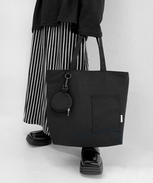 LVEU. | 【LVEU.】ミニポーチ付きキャンバストートバッグ / バッグ 鞄 BAG キャンバス トート ポーチ A4 スクエア 肩掛け ブラック(トートバッグ)