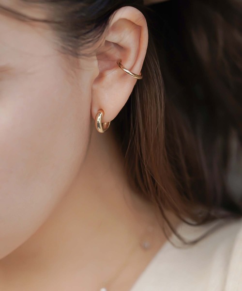 Enasoluna（エナソルーナ）の「enasoluna Hoop earrings(S)（イヤリング・レディース・ゴールド・FREE）」の2枚目の写真