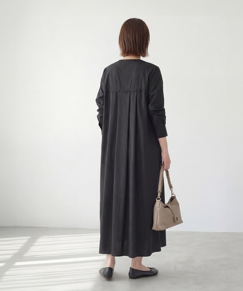 STYLE DELI(スタイルデリ)の「スカラップIラインワンピース(ワンピース・レディース・スミクロ/ピンク系・01/02)」の4枚目の写真