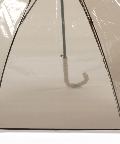 GLOBAL WORK(グローバルワーク)の「バンブー風クリアビニ傘/174723(長傘・レディース・ダークブラウン/ブラック/クリア/ライトブルー・FREE)」の10枚目の写真