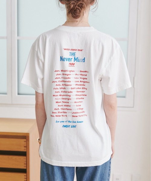 ANGIE(アンジー)の「ツアーロゴTシャツ(半袖)(Tシャツ/カットソー・レディース・ダークグレー/ホワイト/オフホワイト・MEDIUM/LARGE)」の6枚目の写真