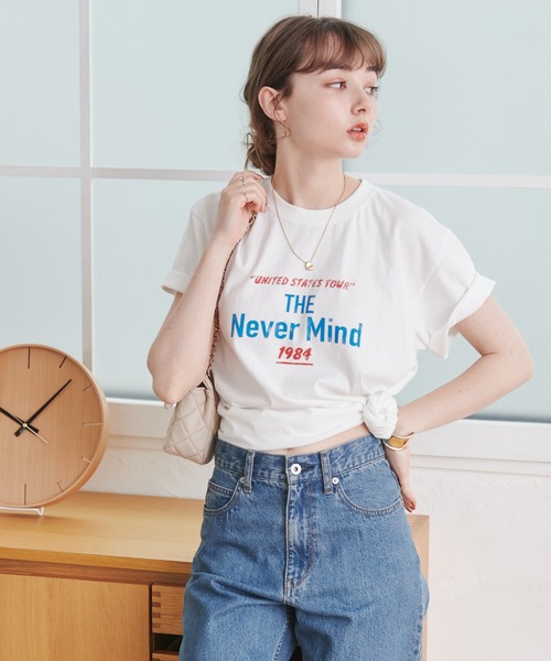 ANGIE(アンジー)の「ツアーロゴTシャツ(半袖)(Tシャツ/カットソー・レディース・ダークグレー/ホワイト/オフホワイト・MEDIUM/LARGE)」の16枚目の写真