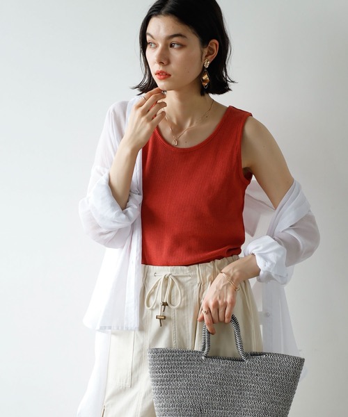 GeeRA（ジーラ）の「前後2wayスリットネックワッフルタンクトップ（タンクトップ・レディース・アイボリー/オレンジ/ブラック/モカ・SMALL/MEDIUM/LARGE）」の22枚目の写真