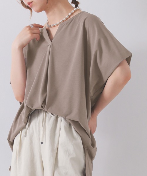 n'OrLABEL（ノアールレーベル）の「【機能素材】『フレンチスリーブカットソー』（Tシャツ/カットソー・レディース・モカ/グリーン/ネイビー/オフホワイト/オレンジ/ブラック/ダークネイビー・FREE）」の3枚目の写真