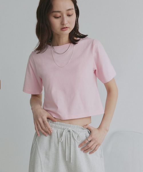 ad thie(アドティエ)の「シンプル無地 ボーダー ショート丈ミニTシャツ(Tシャツ/カットソー・レディース・ブラック/グリーン/セージグリーン/イエロー/ホワイト/ブルー/チェリーレッド/ダークブルー/オフホワイト/オレンジ/レッド/ダークブラウン/ピンク/チャコール/ミント/ブルーグレー/ホワイト系/ピンク系1/ブラック系/ベージュ/ネイビー・FREE)」の18枚目の写真