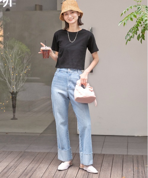 ad thie（アドティエ）の「シンプル無地 ボーダー ショート丈ミニTシャツ（Tシャツ/カットソー・レディース・ブラック/グリーン/セージグリーン/イエロー/ホワイト/ブルー/チェリーレッド/ダークブルー/オフホワイト/オレンジ/レッド/ダークブラウン/ピンク/チャコール/ミント/ブルーグレー・FREE）」の22枚目の写真