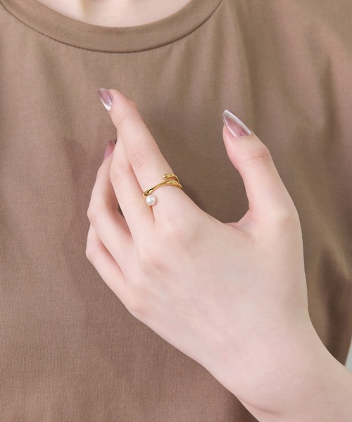 Phoebe（フィービィー）の「2wayリボンパールリング&イヤーカフ（リング・レディース・イエローゴールド・FREE）」の8枚目の写真