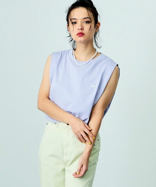 Lee(リー)の「Lee/リー ロゴ刺繍ノースリーブ カットソー(Tシャツ/カットソー・レディース・ホワイト/チャコールグレー/ライトグリーン/パープル/イエロー/ブラック系その他・SMALL/MEDIUM)」の1枚目の写真