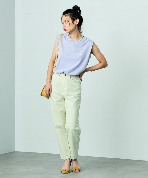 Lee(リー)の「Lee/リー ロゴ刺繍ノースリーブ カットソー(Tシャツ/カットソー・レディース・ホワイト/チャコールグレー/ライトグリーン/パープル/イエロー/ブラック系その他・SMALL/MEDIUM)」の20枚目の写真