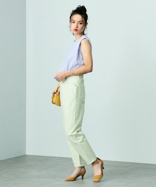 Lee(リー)の「Lee/リー ロゴ刺繍ノースリーブ カットソー(Tシャツ/カットソー・レディース・ホワイト/チャコールグレー/ライトグリーン/パープル/イエロー/ブラック系その他・SMALL/MEDIUM)」の21枚目の写真