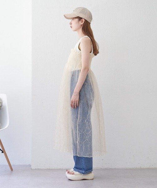 Kastane（カスタネ）の「【2023SSカタログ掲載アイテム】シャーリングシアーワンピース（ワンピース・レディース・イエロー・FREE）」の6枚目の写真