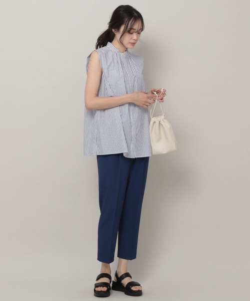 Elura(エルーラ)の「アイロンいらずノースリシャツ(シャツ/ブラウス・レディース・ネイビー/ホワイト/ブルー・MEDIUM/LARGE)」の21枚目の写真