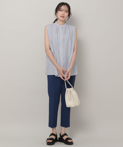 Elura(エルーラ)の「アイロンいらずノースリシャツ(シャツ/ブラウス・レディース・ネイビー/ホワイト/ブルー・MEDIUM/LARGE)」の13枚目の写真