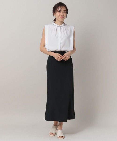 Elura(エルーラ)の「アイロンいらずノースリシャツ(シャツ/ブラウス・レディース・ネイビー/ホワイト/ブルー・MEDIUM/LARGE)」の4枚目の写真