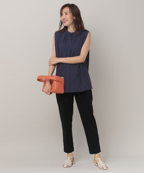 Elura(エルーラ)の「アイロンいらずノースリシャツ(シャツ/ブラウス・レディース・ネイビー/ホワイト/ブルー・MEDIUM/LARGE)」の19枚目の写真