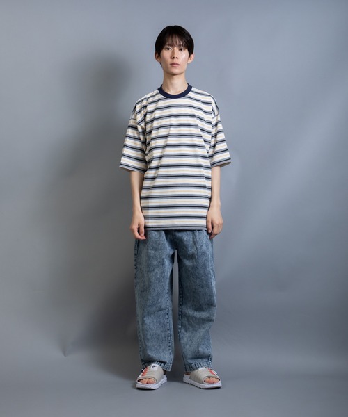 En serio TOKYO(エンソリオトーキョー)の「アソート マルチレトロボーダー ビッグシルエット TEE(Tシャツ/カットソー・メンズ・グレー系/パープル系/グリーン系その他/ブルー系/グリーン系/ホワイト系・M/LL/L)」の10枚目の写真