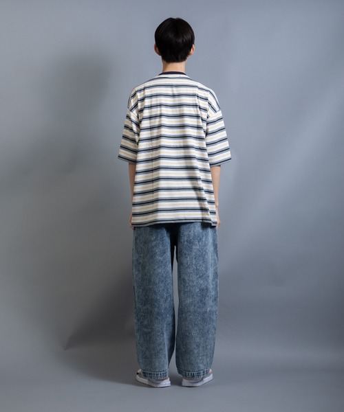 En serio TOKYO(エンソリオトーキョー)の「アソート マルチレトロボーダー ビッグシルエット TEE(Tシャツ/カットソー・メンズ・グレー系/パープル系/グリーン系その他/ブルー系/グリーン系/ホワイト系・M/LL/L)」の12枚目の写真