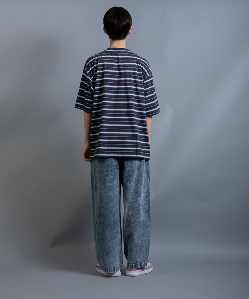 En serio TOKYO(エンソリオトーキョー)の「アソート マルチレトロボーダー ビッグシルエット TEE(Tシャツ/カットソー・メンズ・グレー系/パープル系/グリーン系その他/ブルー系/グリーン系/ホワイト系・M/LL/L)」の18枚目の写真