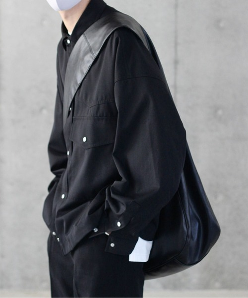 y/m by れぽすけ（イムバイレポスケ）の「ビッグショルダーバッグ（ショルダーバッグ・メンズ・ブラック・FREE）」の5枚目の写真