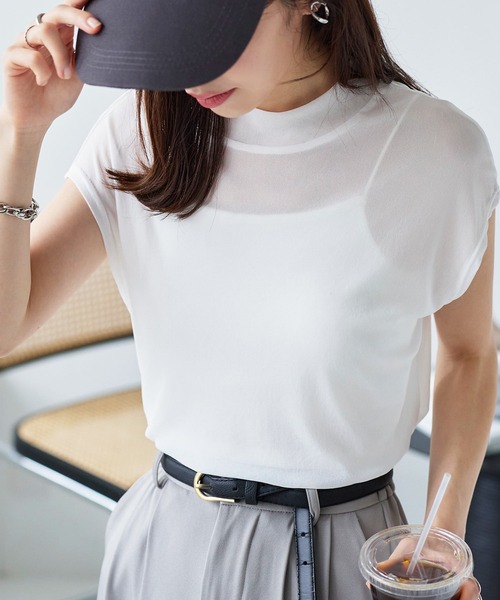 KOBE LETTUCE(コウベレタス)の「フレンチスリーブモックネックシアートップス(Tシャツ/カットソー・レディース・チャコール/ダークブラウン/ブラック/オフホワイト・M)」の5枚目の写真