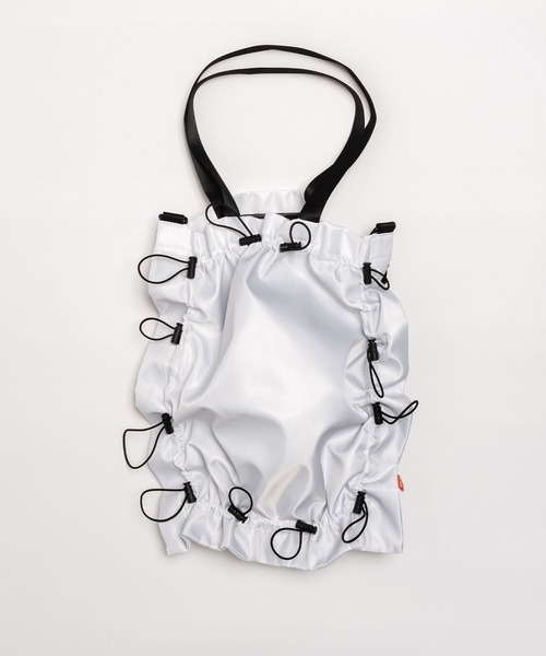 SVEC（シュベック）の「ドローコード ギャザー トートバッグ（トートバッグ・レディース・オレンジ/ブラック/ホワイト・FREE）」の14枚目の写真