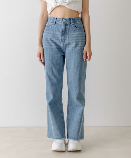 OLIVE des OLIVE（オリーブデオリーブ）の「セミフレアフリンジデニムパンツ　1032030010（デニムパンツ・レディース・ブルー/スミクロ・SMALL/MEDIUM）」の4枚目の写真