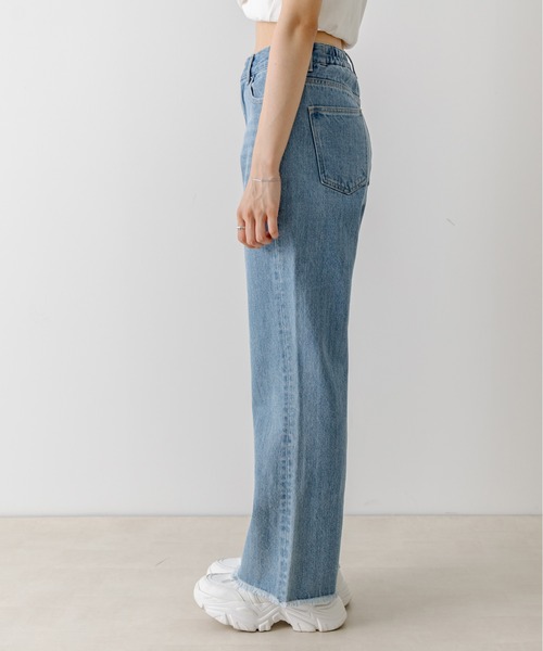 OLIVE des OLIVE（オリーブデオリーブ）の「セミフレアフリンジデニムパンツ　1032030010（デニムパンツ・レディース・ブルー/スミクロ・SMALL/MEDIUM）」の6枚目の写真