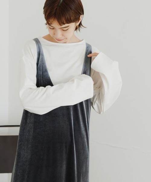 URBAN RESEARCH（アーバンリサーチ）の「ショート丈ロングTシャツ（Tシャツ/カットソー・レディース・ブラック/オフホワイト/ブラック系その他・FREE）」の7枚目の写真