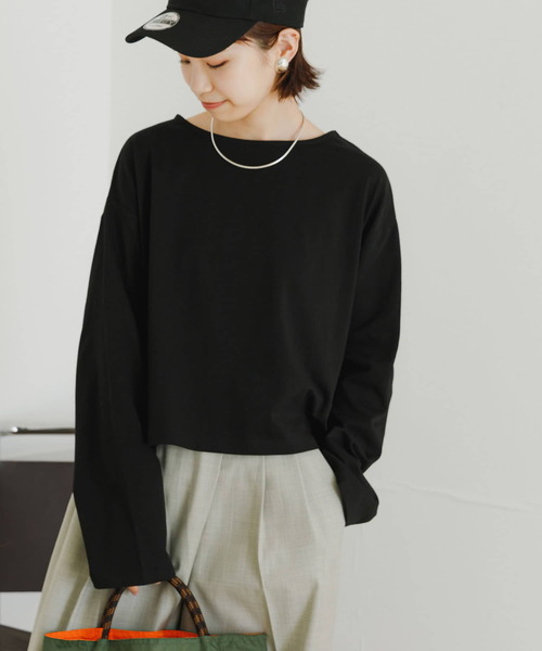 URBAN RESEARCH（アーバンリサーチ）の「ショート丈ロングTシャツ（Tシャツ/カットソー・レディース・ブラック/オフホワイト/ブラック系その他・FREE）」の11枚目の写真