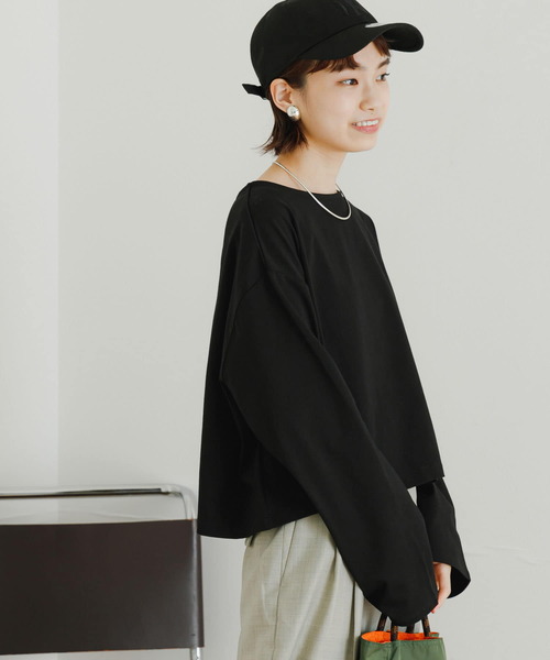 URBAN RESEARCH（アーバンリサーチ）の「ショート丈ロングTシャツ（Tシャツ/カットソー・レディース・ブラック/オフホワイト/ブラック系その他・FREE）」の12枚目の写真