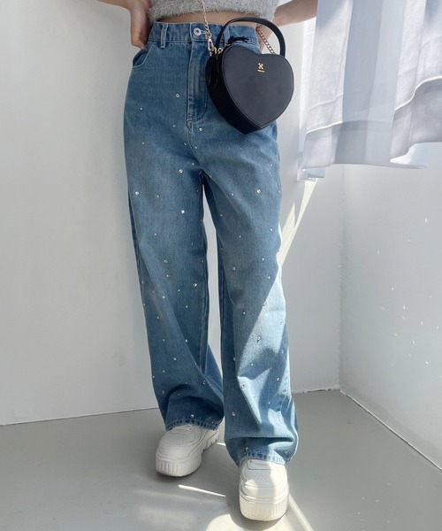 one after another NICE CLAUP(ワンアフターアナザーナイスクラップ)の「ビジューデニムパンツ(デニムパンツ・レディース・インディゴブルー/ピンク・SMALL/MEDIUM)」の4枚目の写真