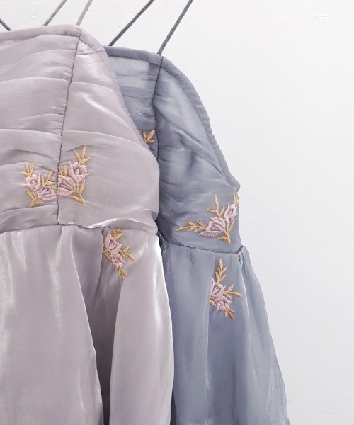 flower（フラワー）の「グロスブルーミングビスチェ（キャミソール・レディース・ブルー/アッシュグレー・FREE）」の21枚目の写真