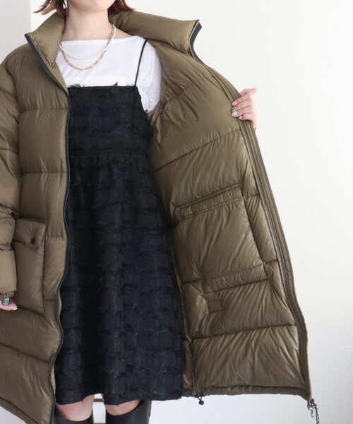 TAION（タイオン）の「【別注】【TAION×fredy emue】ボリュームダウンコート（ダウンジャケット/コート・レディース・ブラック/パープル/オリーブ/ダークネイビー・38/36）」の9枚目の写真