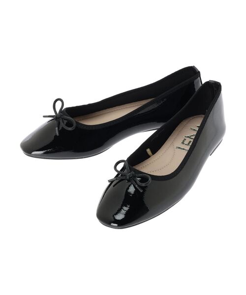 Green　Parks（グリーンパークス）の「・LENA　エナメルバレエシューズ（パンプス・レディース・ブラック/レッド/ベージュ・M/L/S/LL）」の7枚目の写真