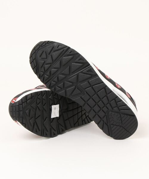 SKECHERS（スケッチャーズ）の「《SKECHERS》UNO - SAY IT LOUD（スニーカー・レディース・ブラック×レッド・25.5cm/25.0cm/26.5cm/27.0cm/26.0cm/23.0cm/23.5cm/24.5cm/22.5cm/24.0cm）」の3枚目の写真