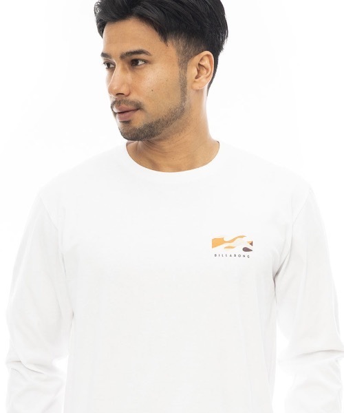 BILLABONG（ビラボン）の「【直営店限定】BILLABONG メンズ BACK WAVE ロンＴ 【2023年秋冬モデル】/ビラボンウェーブブランドロゴバックプリントロングスリーブTシャツ（Tシャツ/カットソー・メンズ・ゴールド/ブルー/ブラック/ホワイト・LARGE/X-LARGE/MEDIUM）」の7枚目の写真