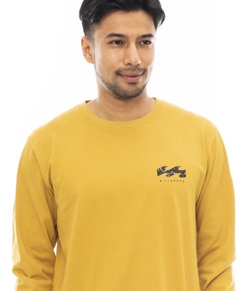 BILLABONG（ビラボン）の「【直営店限定】BILLABONG メンズ BACK WAVE ロンＴ 【2023年秋冬モデル】/ビラボンウェーブブランドロゴバックプリントロングスリーブTシャツ（Tシャツ/カットソー・メンズ・ゴールド/ブルー/ブラック/ホワイト・LARGE/X-LARGE/MEDIUM）」の17枚目の写真
