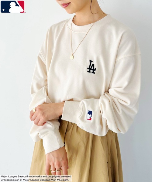 MLB（メジャーリーグベースボール）の「【WEB限定/別注】MLB(エムエルビー)/メジャーリーグ ワンポイントロゴ刺繍 ビッグシルエット スウェット クルーネックプルオーバー（スウェット・レディース・その他2/ブラック/ネイビー/グレー系その他/グレー/その他1・L/M）」の6枚目の写真