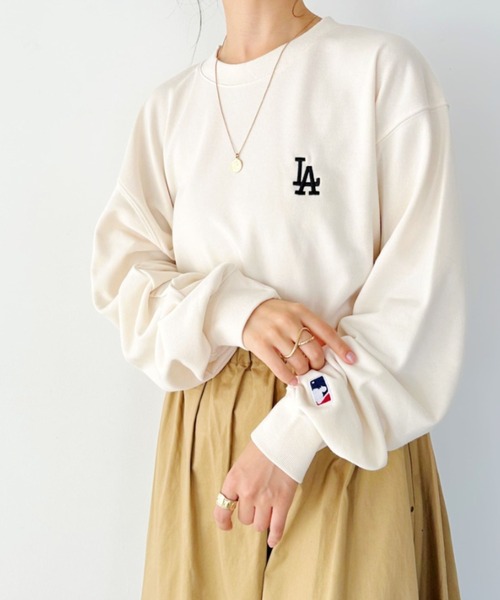 MLB（メジャーリーグベースボール）の「【WEB限定/別注】MLB(エムエルビー)/メジャーリーグ ワンポイントロゴ刺繍 ビッグシルエット スウェット クルーネックプルオーバー（スウェット・レディース・その他2/ブラック/ネイビー/グレー系その他/グレー/その他1・L/M）」の22枚目の写真