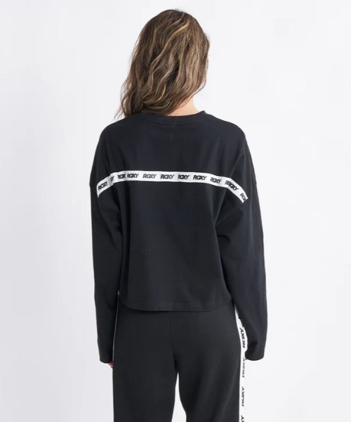 ROXY(ロキシー)の「ITS TIME LS/ロキシーフロントブランドロゴUVカット付きフィットネスロングカットソー(Tシャツ/カットソー・レディース・ホワイト/グレー/ブラック・LARGE/MEDIUM/SMALL)」の7枚目の写真