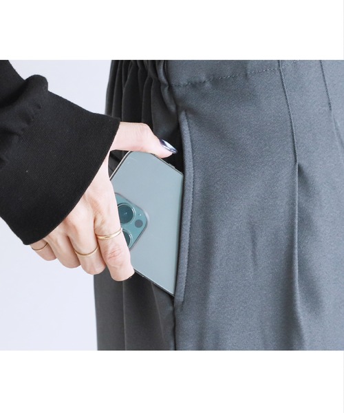 reca（レカ）の「ツイル風サロペット（サロペット/オーバーオール・レディース・ブラック/グレー・M）」の22枚目の写真