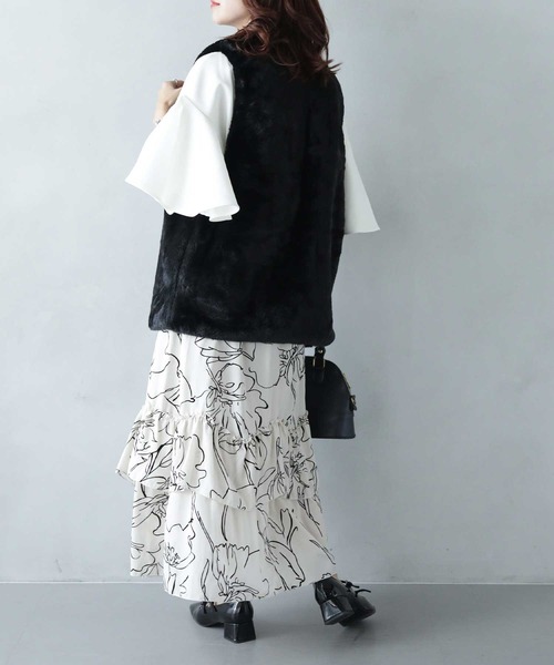 FILA♡【美品❣️】ふわふわフェイクファーのフーディベストＬ ヒルナンデス！で紹介】【旬なスタイル/ふわふわ】アソート